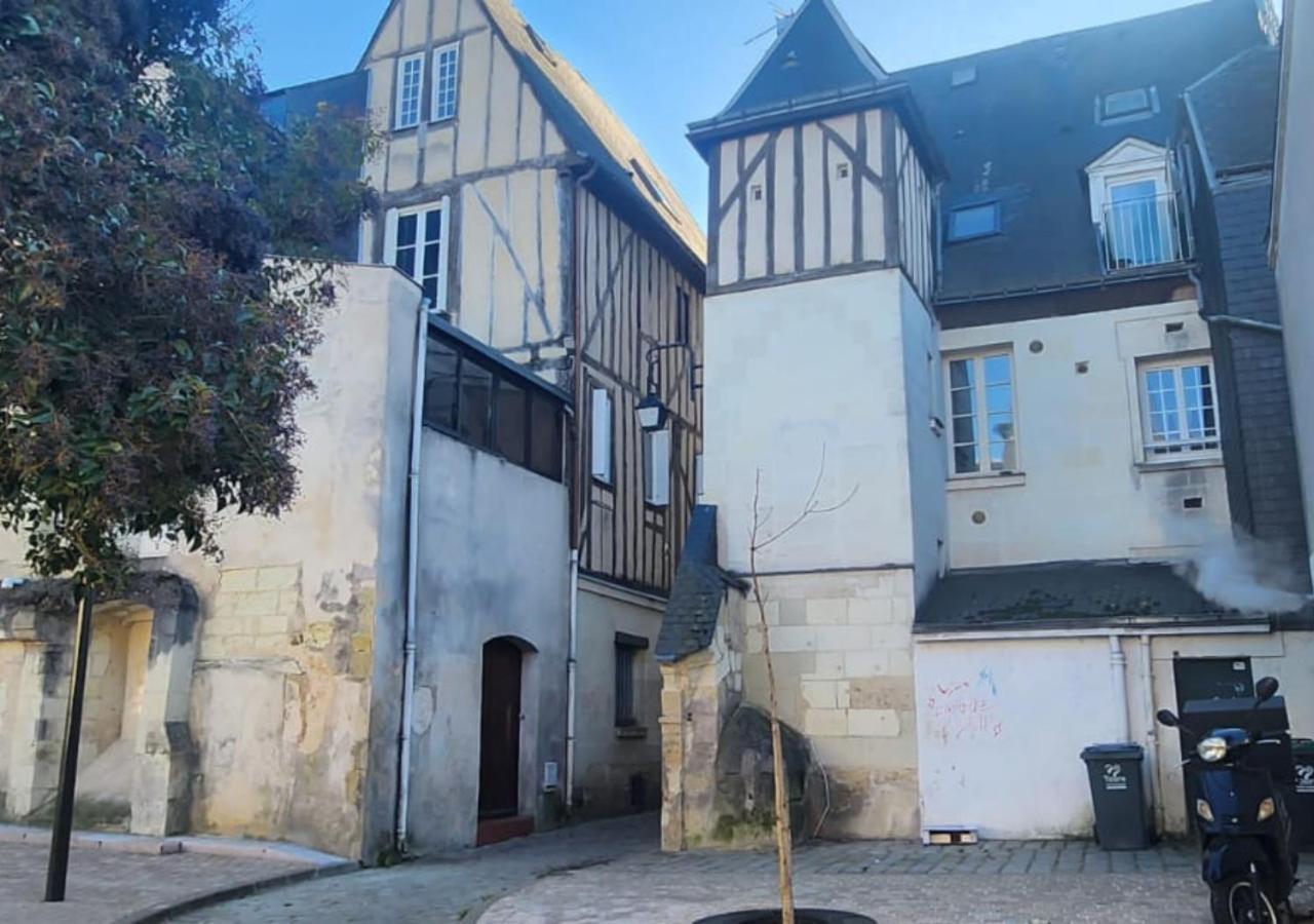 "Colbert Triplex" 3 Chambres - Balcon - Patio - Cathedrale Tours Dış mekan fotoğraf